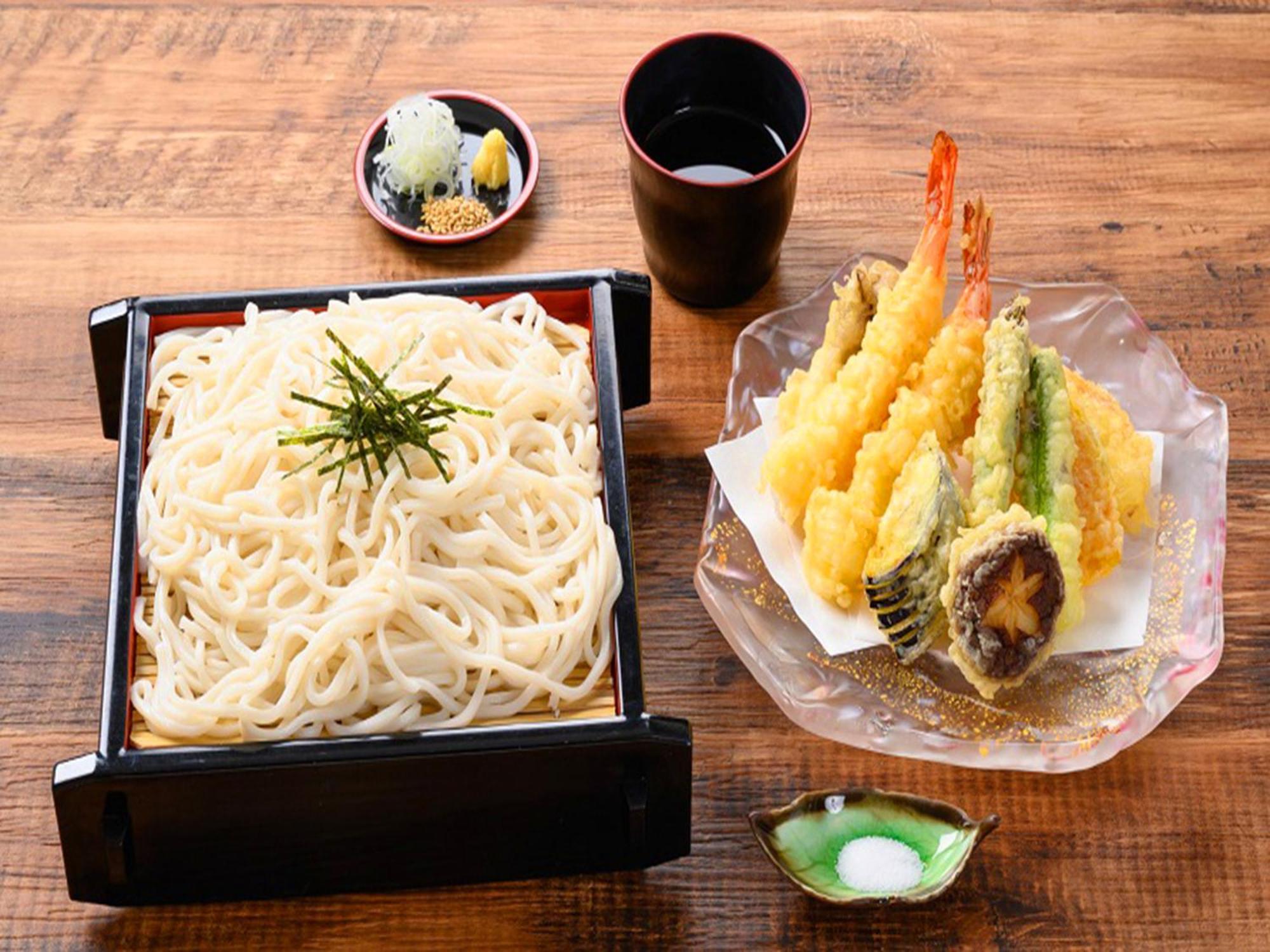 Shin Furano Prince Hotel Экстерьер фото Udon
