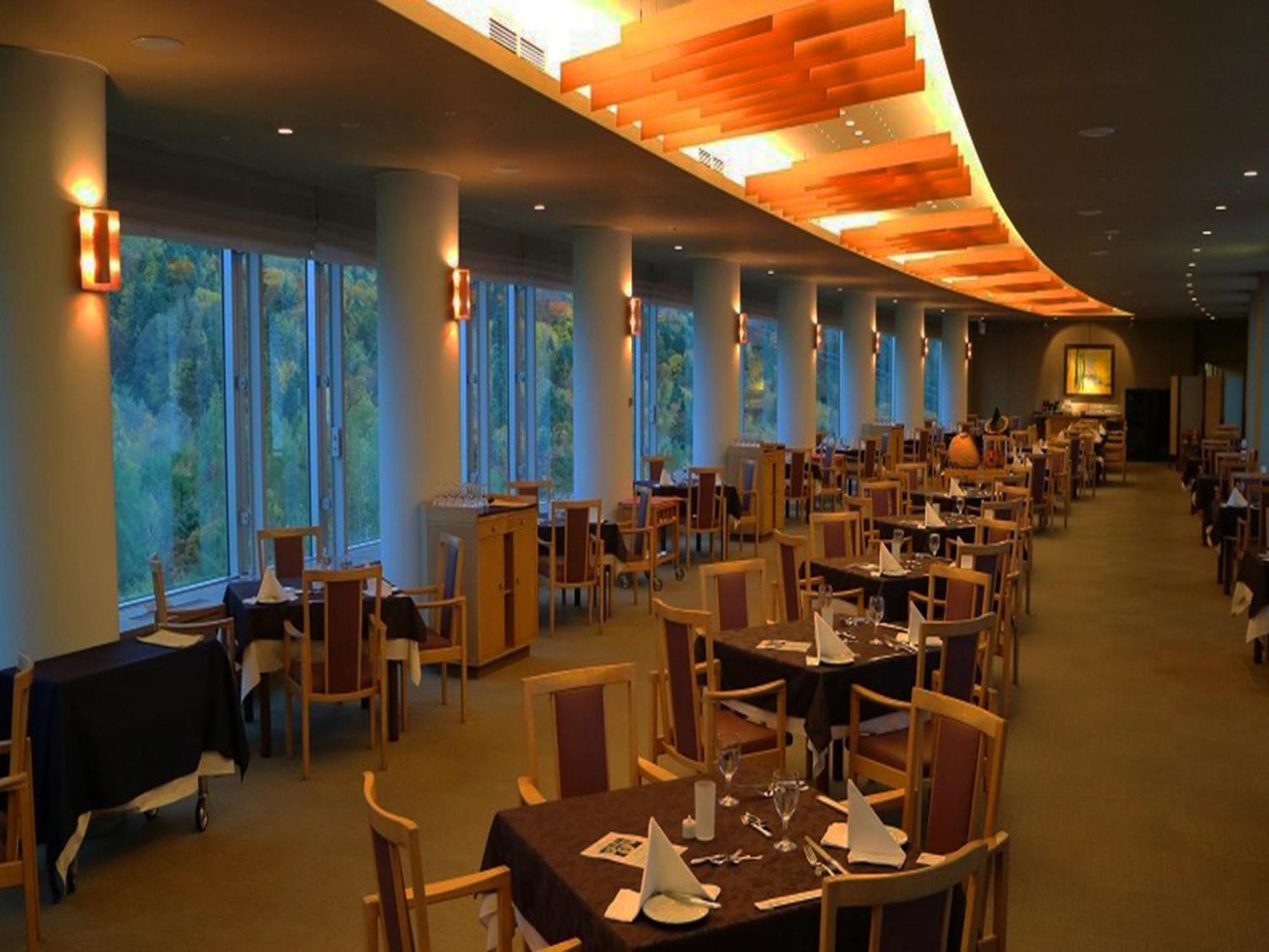 Shin Furano Prince Hotel Экстерьер фото The restaurant