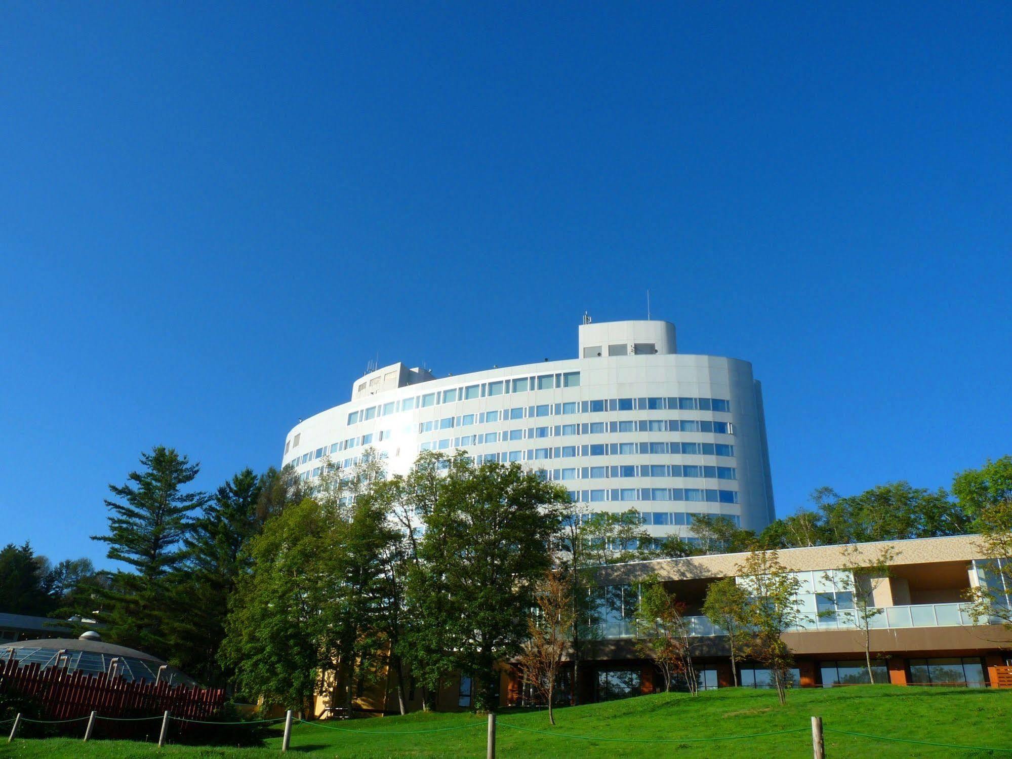 Shin Furano Prince Hotel Экстерьер фото Sapporo Graduate School of Medicine