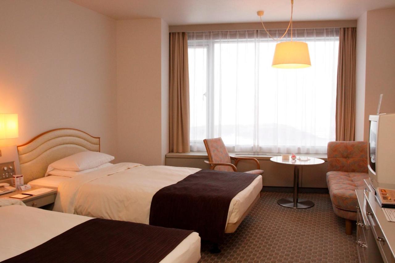 Shin Furano Prince Hotel Экстерьер фото A room at the hotel
